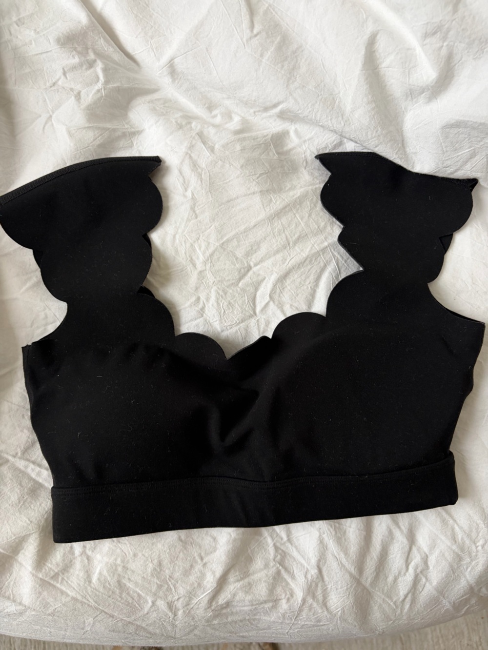 Wiskii Scalloped Strap Black Bra